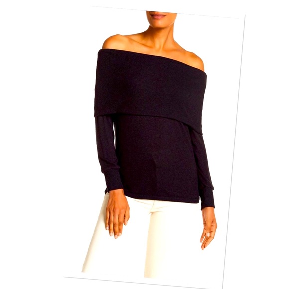 Harlowe & Graham Off-the-Shoulder Fleece Top, Sz S - Picture 5 of 6